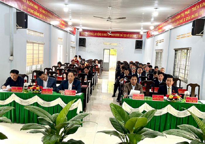 HĐND thị trấn Ea Drăng tổ chức thành công kỳ họp thứ 5